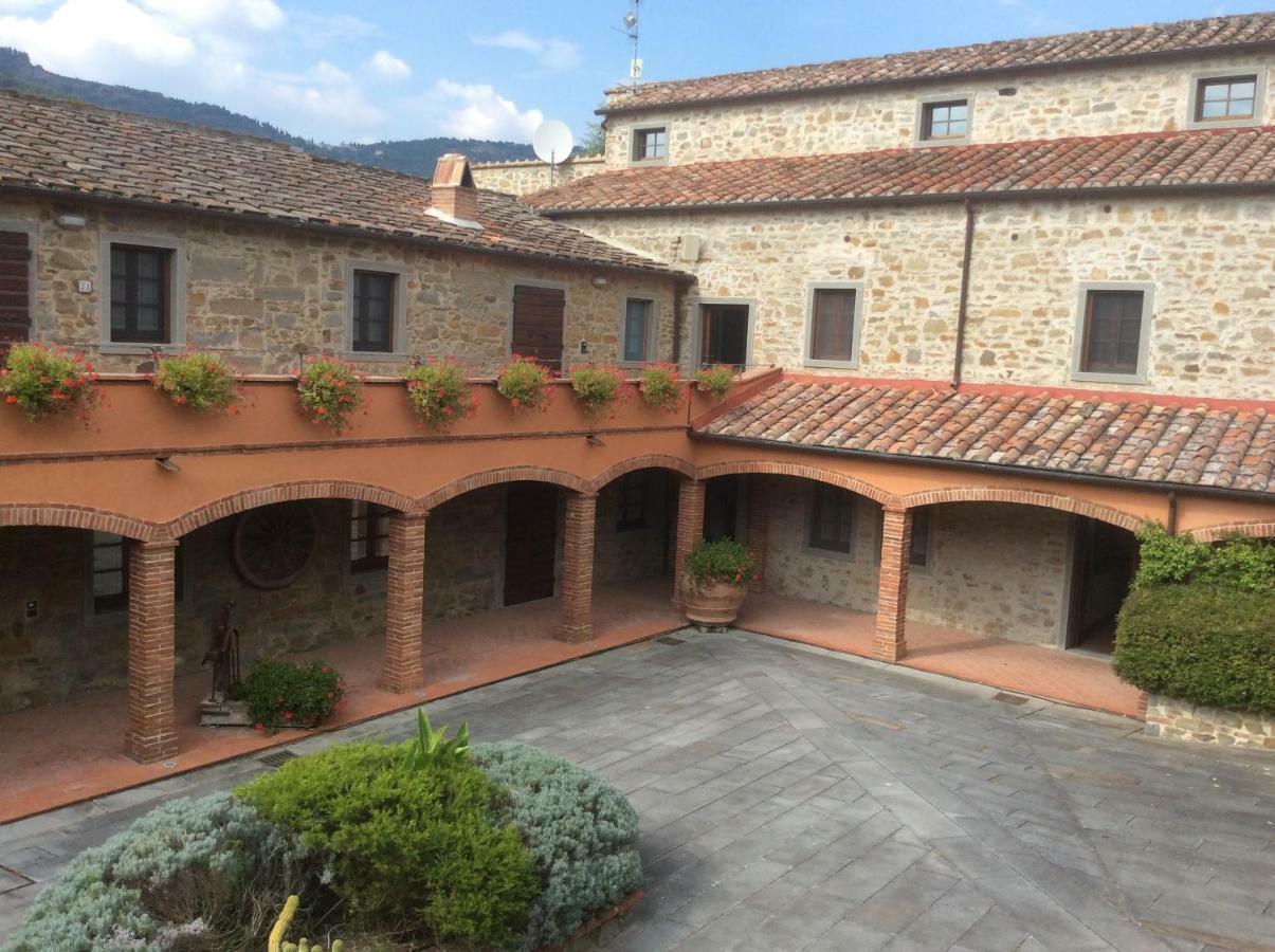 Casa Di Chiarilu' Apartment กอร์โตนา ภายนอก รูปภาพ